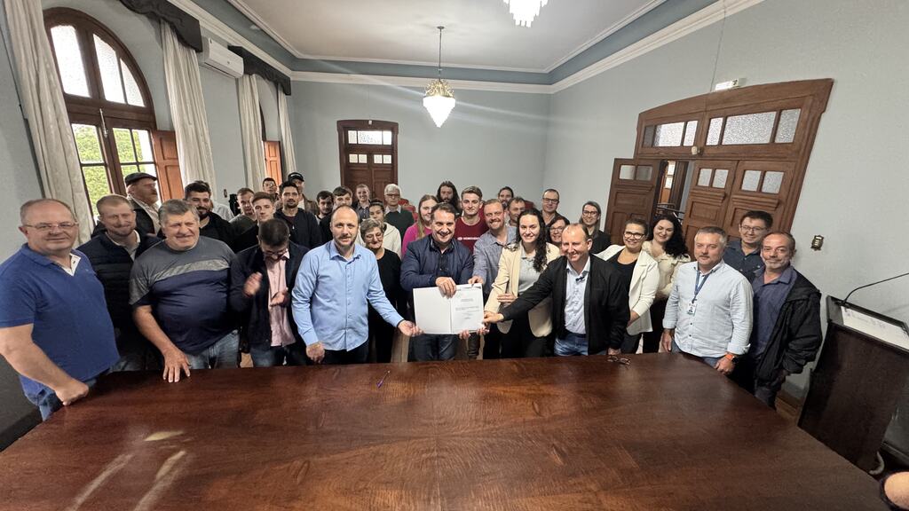 Erechim investe no campo com assinatura de convênios dos programas Pró-Jovem Rural e Agroecológicos