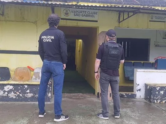 Polícia Civil deflagra Operação Cartão Vermelho contra manipulação de resultados no futebol gaúcho