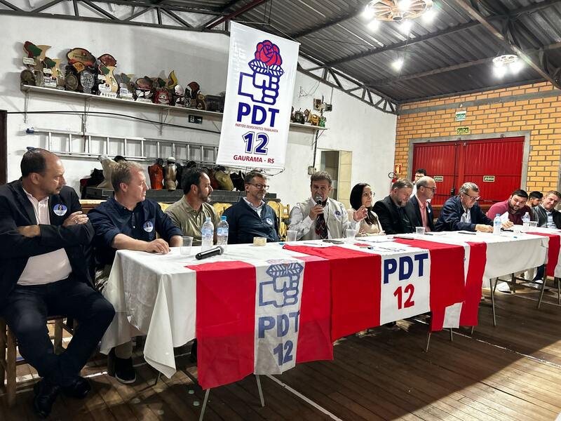 Encontro Regional do PDT reúne lideranças e marca noite de fortalecimento do trabalhismo na região