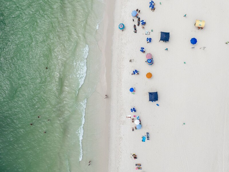 Veja como conferir os locais próprios para banho nas praias catarinenses