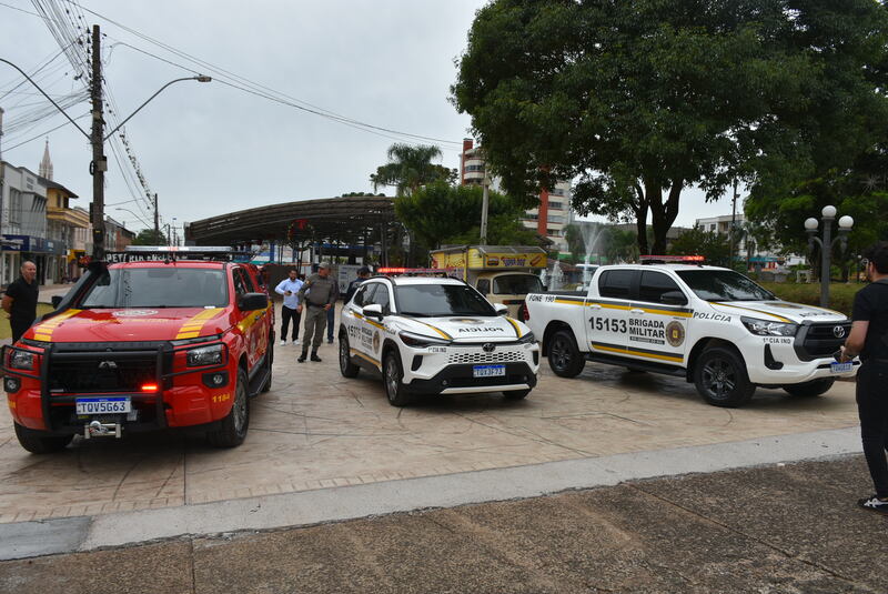 Getúlio Vargas reforça a segurança pública com entrega de novas viaturas à Brigada Militar e ao Corpo de Bombeiros