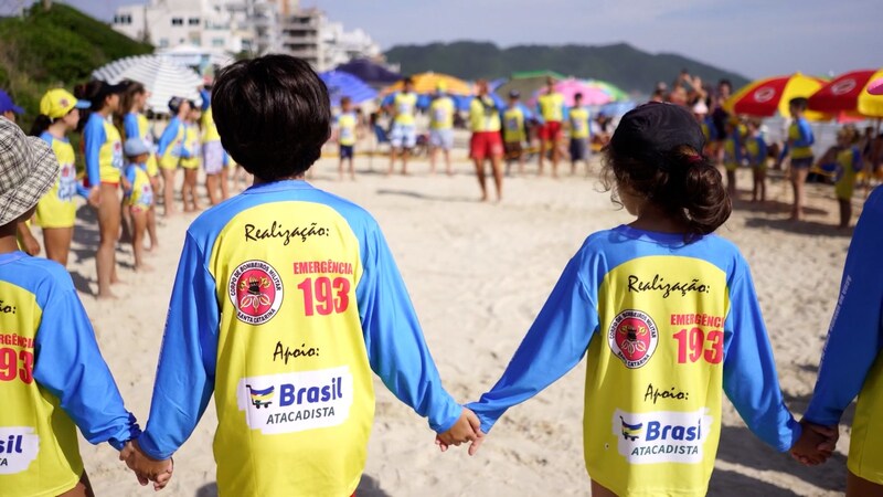 Educação e prevenção salvam vidas no Programa Golfinho