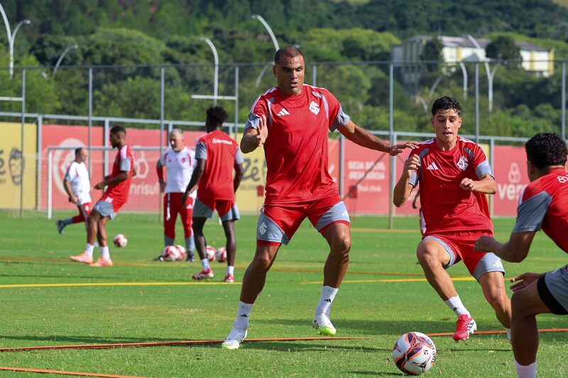 Inter deve ir a campo com time alternativo contra o Caxias no Gauchão