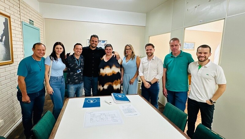 Frente Parlamentar da Educação acompanha implantação da educação infantil filantrópica da URI