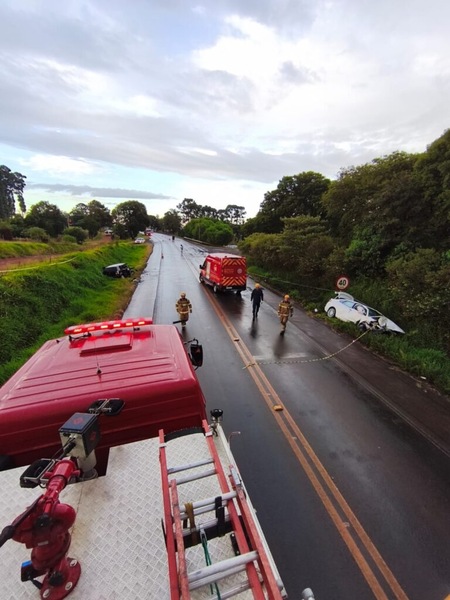 Colisão frontal deixa mulher morta e três feridos na RS-153, no Norte do RS