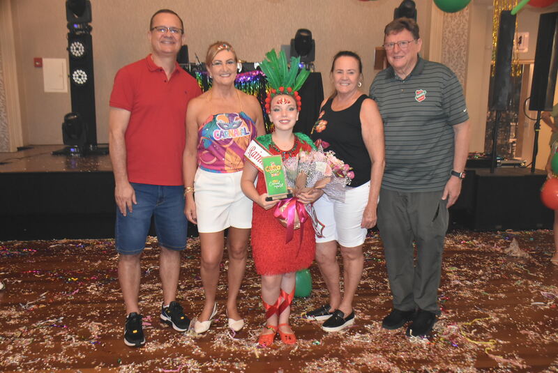 Sophia Badalotti é eleita Rainha Infantil 2026 no CarnaGalo do CER Atlântico