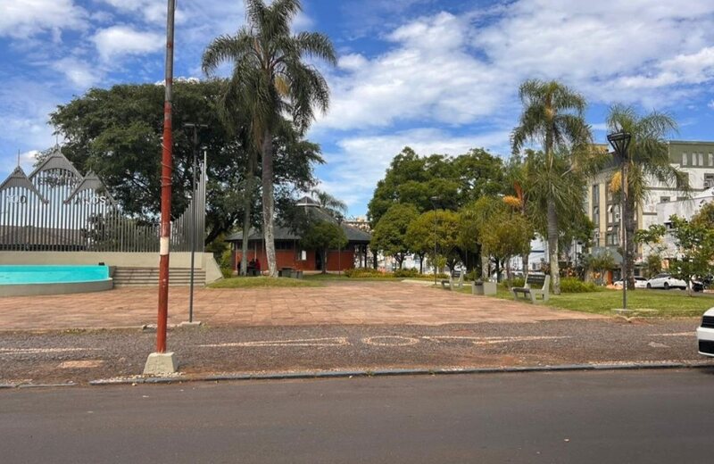 Erechim abre inscrições para sorteio de ponto rotativo para food trucks