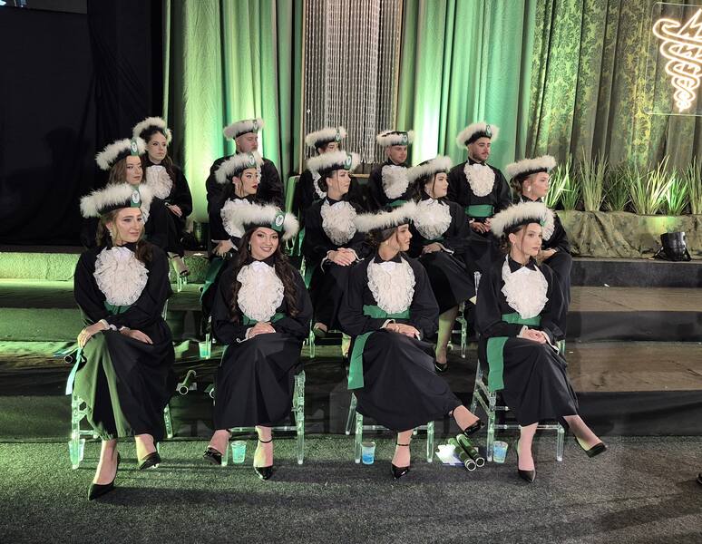 URI Erechim forma nova turma de fisioterapeutas em solenidade de colação de grau