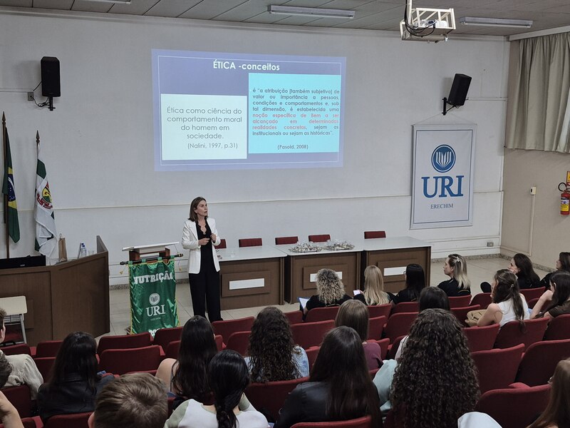 Aula inaugural aborda ética e construção de marca na Nutrição e Gastronomia EAD