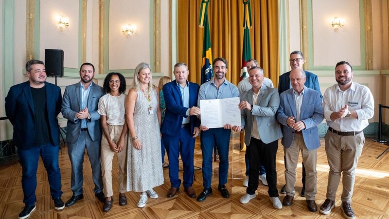 Governo do RS apresenta novo modelo de auxílio transporte para estudantes