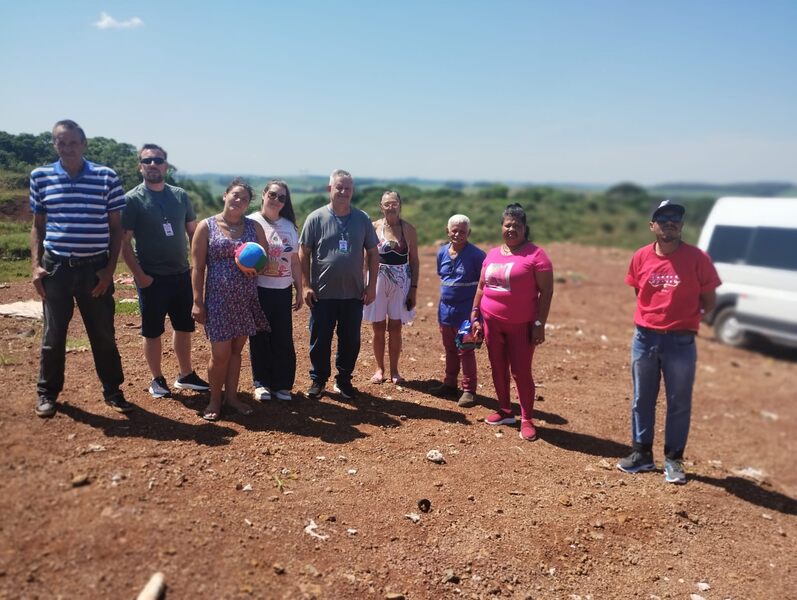 Usuários do CAPS AD de Erechim participam de visita educativa ao aterro sanitário