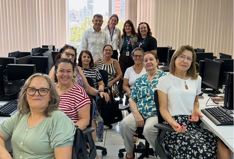 Senac Erechim e Sesc iniciam turmas de inclusão digital para o público da maturidade