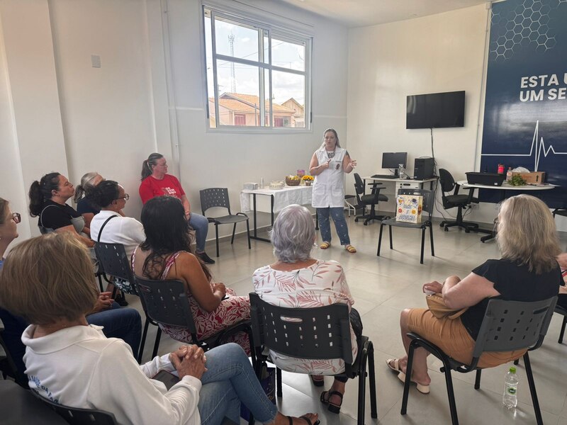 Grupo na UBS Paiol promove reflexão sobre saúde mental e autocuidado