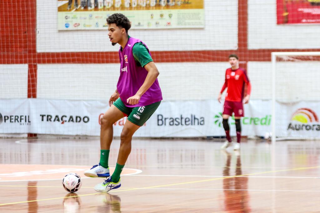Leo Oliveira destaca trabalho e projeta partida de domingo do Atlântico pela LNF