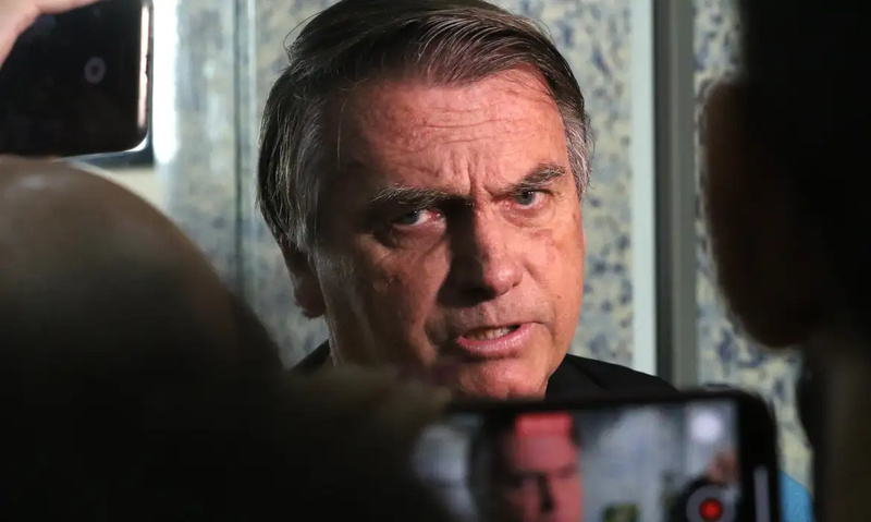 STM manda Forças Armadas enviarem histórico militar de Bolsonaro em processo de expulsão