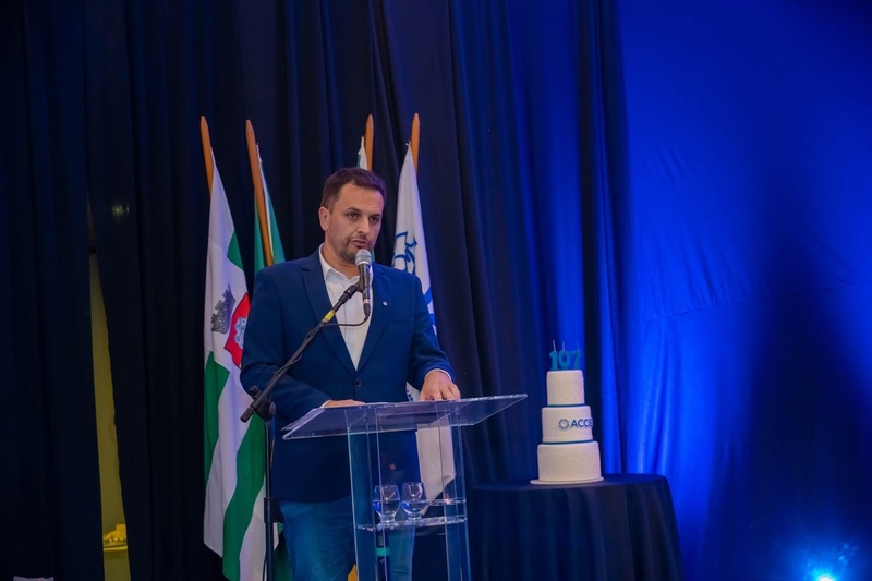 Ricardo Argenta destaca legado da ACCIE e defende união pelo desenvolvimento