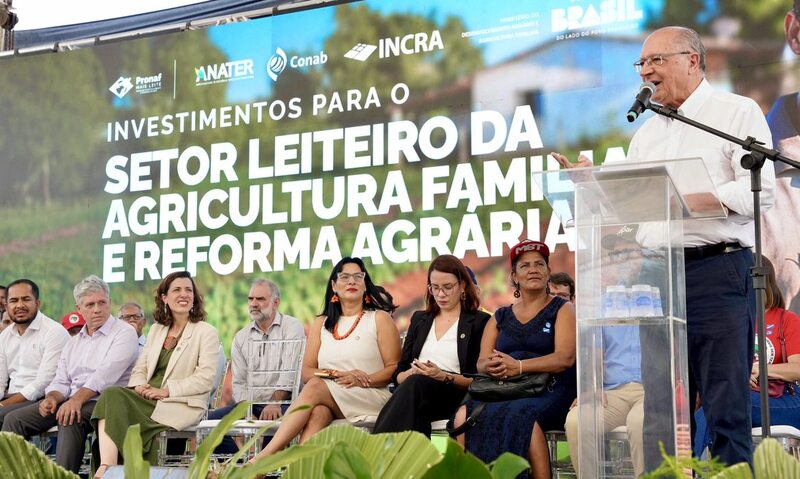Governo federal anuncia recursos para o Pronaf Mais Leite