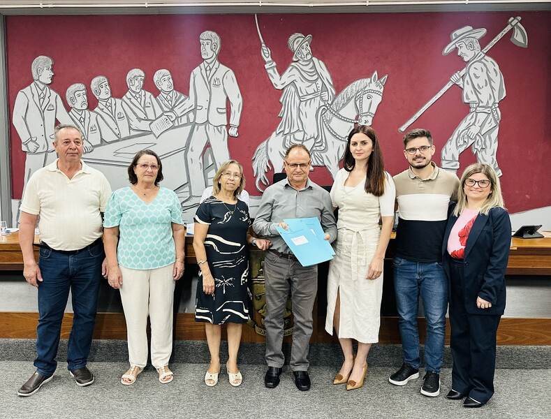 Vereadora Carla Talgatti valoriza raízes e reconhece protagonistas da história local