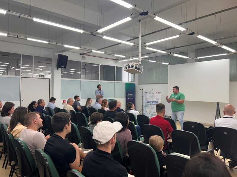 Sicredi apoia novo ciclo do Projeto de Encadeamento Produtivo da AuroraCoop