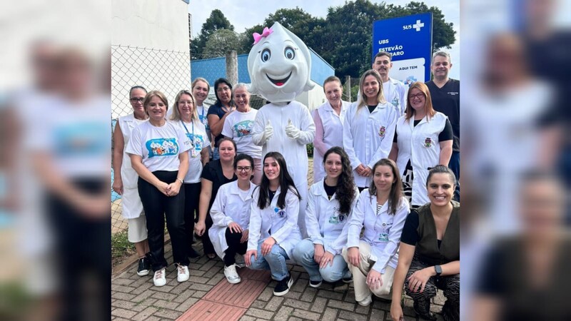 Acadêmicos de Medicina da URI participam de vacinação contra a gripe em Escola de Erechim