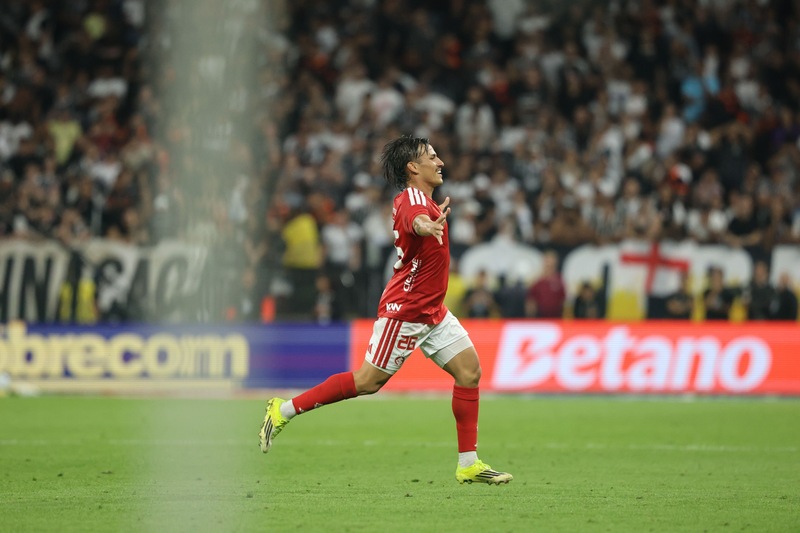 Inter vence o Corinthians fora de casa e embala antes do Gre-Nal 452