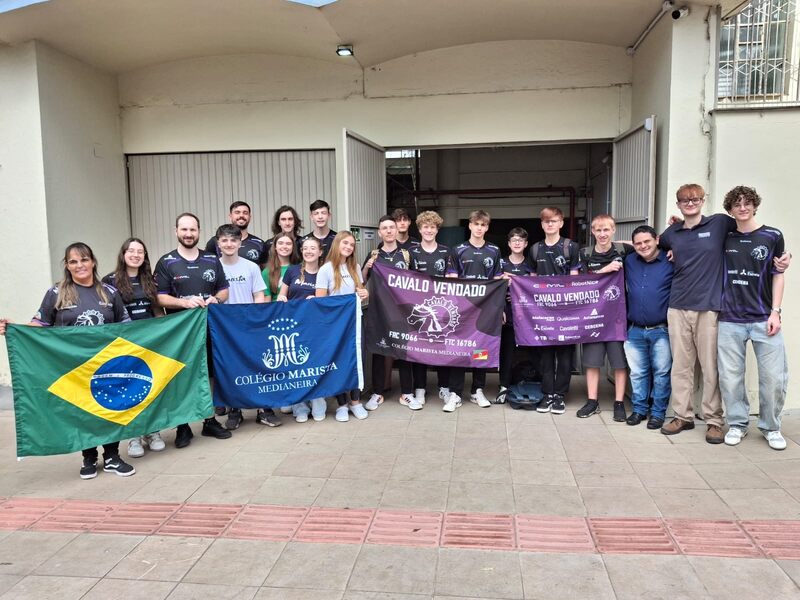 Equipe de robótica de Erechim vai aos EUA para participação inédita em etapa mundial de competição