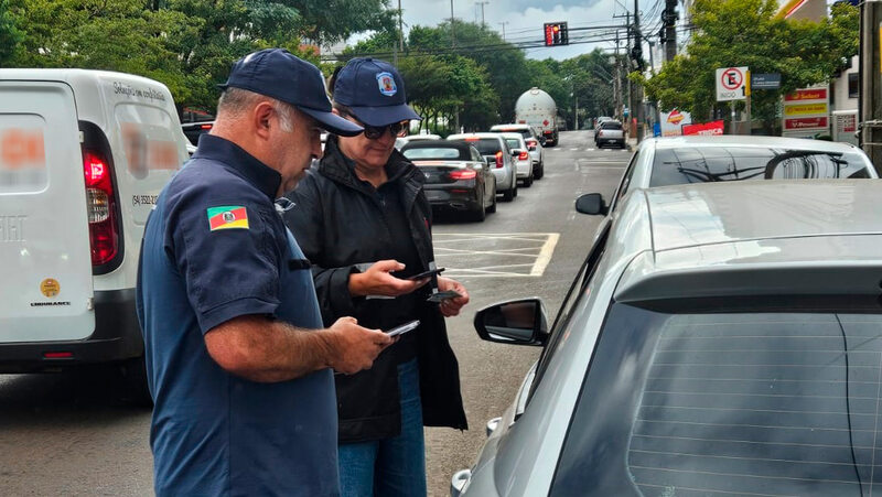 Diretoria de Trânsito reforça cadastro obrigatório para transporte por aplicativo, táxis e transporte escolar