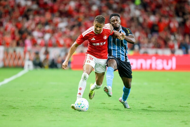 Gre-Nal 452 termina empatado sem gols no Beira-Rio