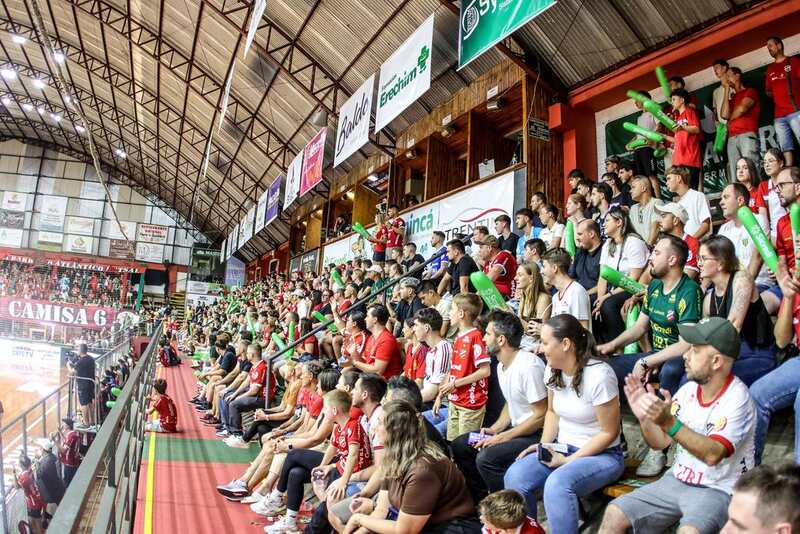 Atlântico abre venda de ingressos para jogo contra o Umuarama pela LNF com promoção de Dia das Mães
