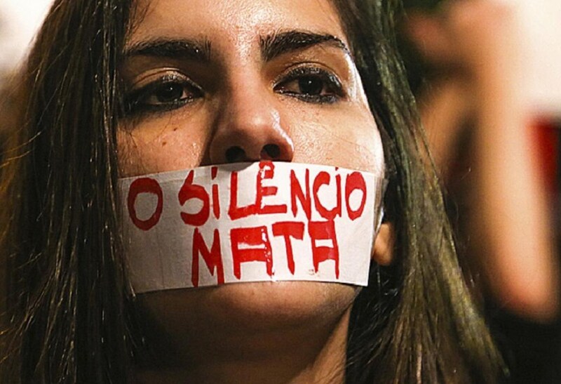 Feminicídios disparam e Brasil registra uma mulher morta a cada 5h25 no início de 2026