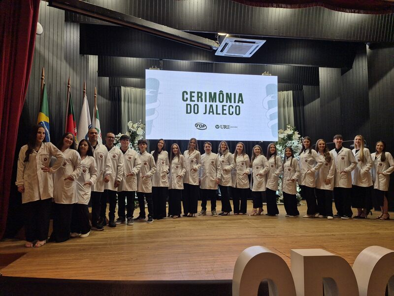 Cerimônia do Jaleco marca início da trajetória dos novos acadêmicos de Odontologia da URI
