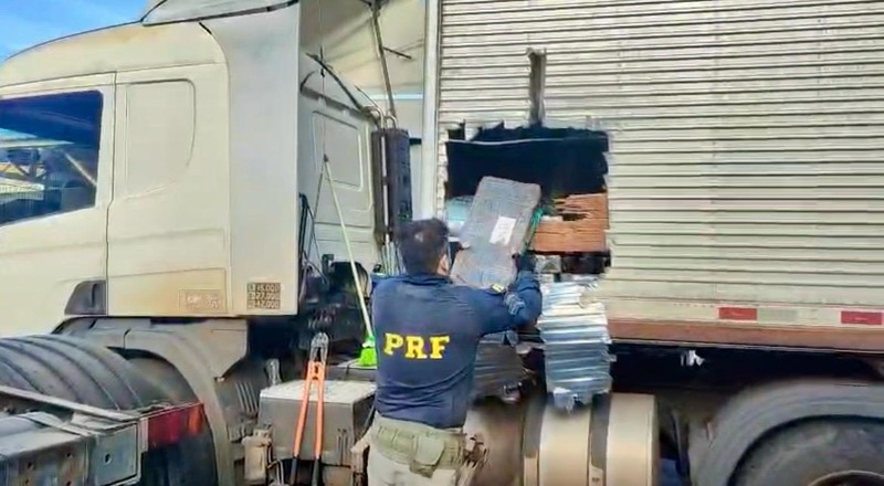 PRF intercepta mais de 1 tonelada de maconha e realiza maior apreensão de drogas do ano no RS