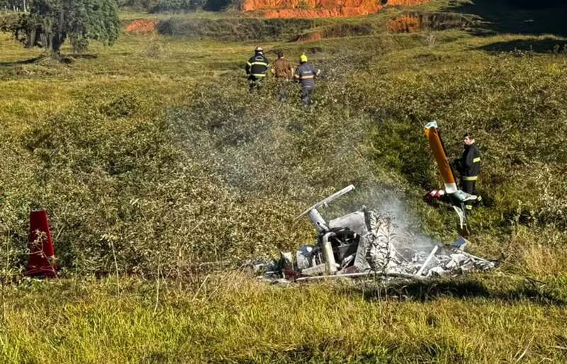 Helicóptero cai e piloto morre carbonizado em Pomerode 