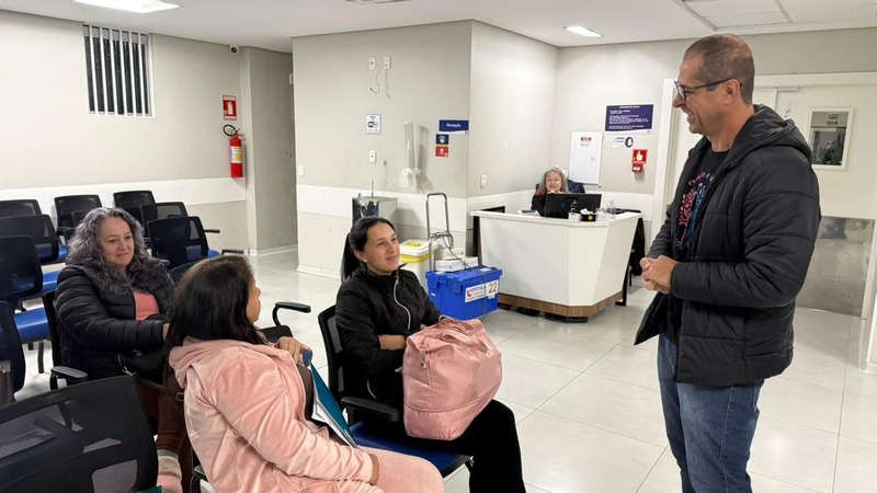 Primeiros três pacientes das cirurgias ortopédicas são operados neste sábado no Santa