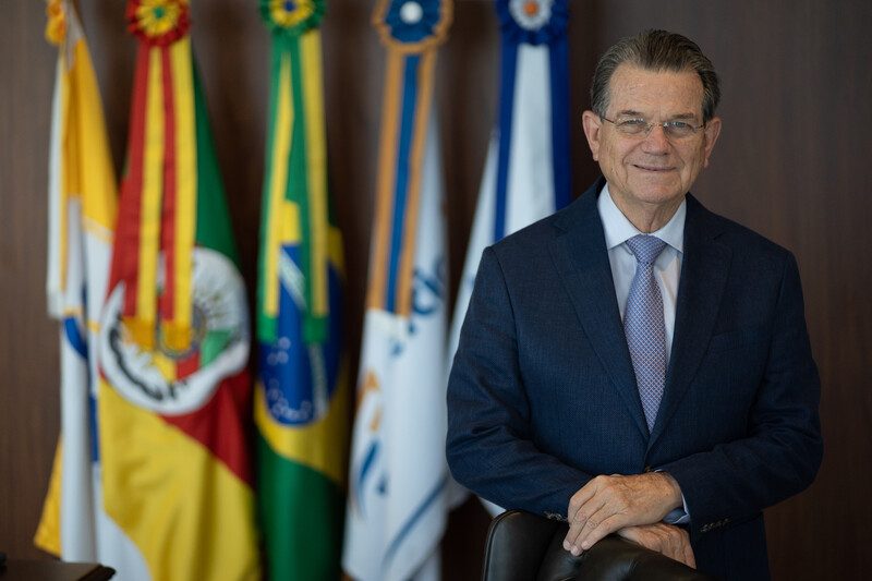 Fecomércio-RS reelege Luiz Carlos Bohn com recorde de aprovação