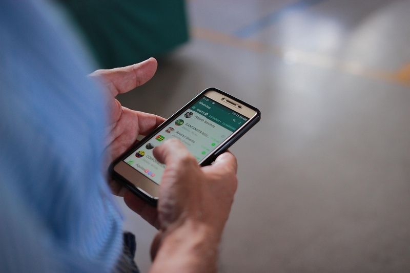  WhatsApp vai parar de funcionar em celulares antigos; veja se o seu está na lista de risco