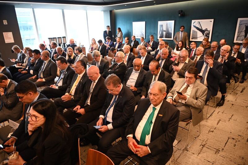 Presidente da FIERGS integra missão empresarial nos Estados Unidos para defender indústria brasileira