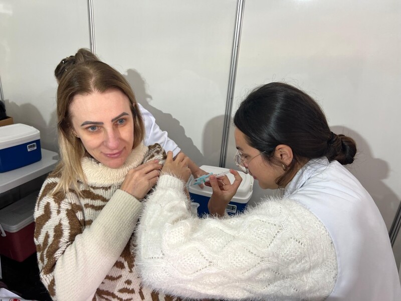 Vacinação contra a gripe segue disponível em Erechim