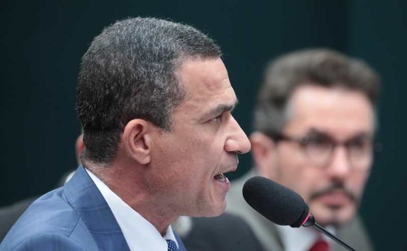 CCJ aprova PEC que reduz maioridade penal para 16 anos e proposta avança na Câmara