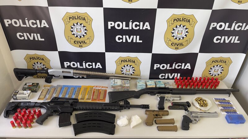 Operação Pertinácia prende suspeitos e apreende armas, drogas e dinheiro em Erechim
