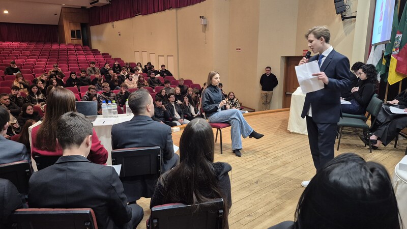 Júri simulado aproxima estudantes da prática jurídica na URI
