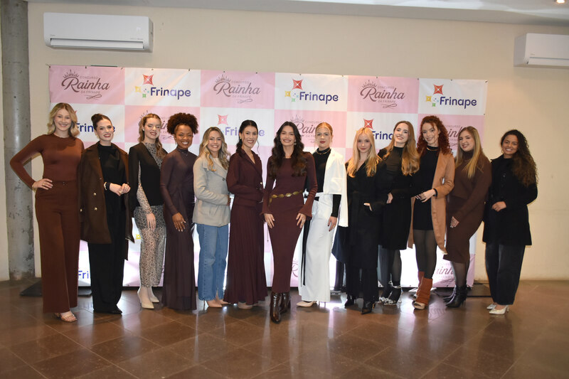 Candidatas à Rainha da Frinape participam de imersão em autoconhecimento, comportamento e passarela