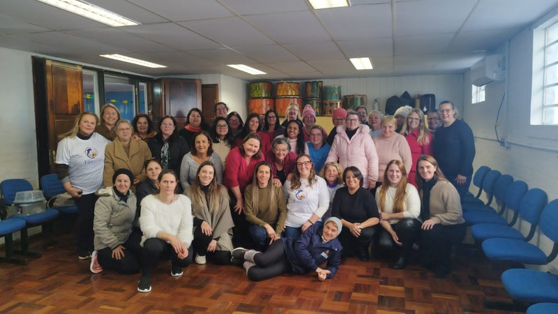 Grupo FibroVida empossa primeira diretoria e fortalece rede de apoio a pacientes com fibromialgia em Erechim