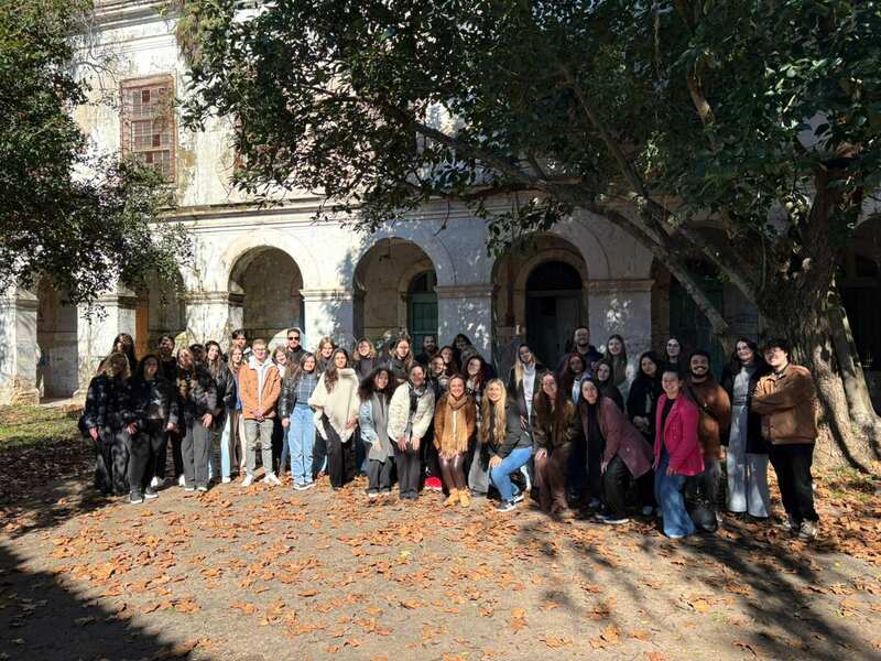 Acadêmicos de Psicologia da URI realizam visita técnica a serviços de saúde mental em Porto Alegre
