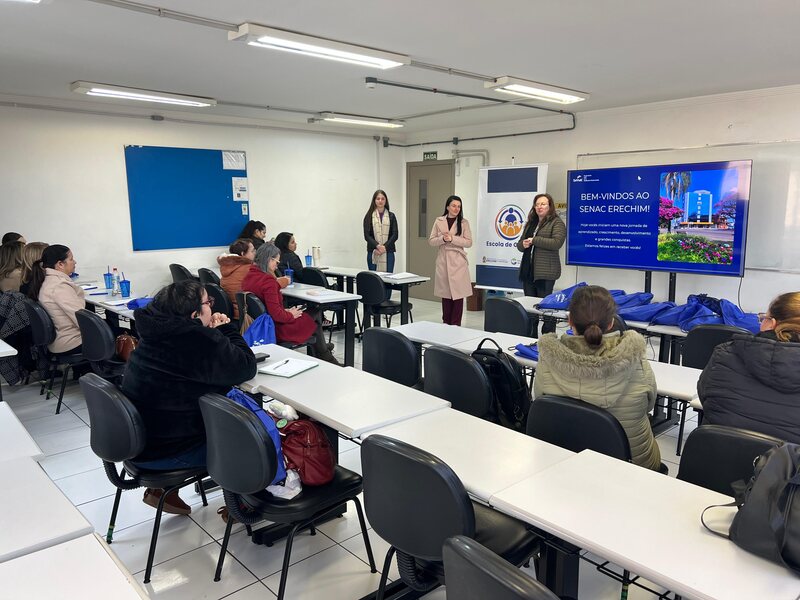 Prefeitura de Erechim promove curso de Marketing Pessoal para servidores municipais