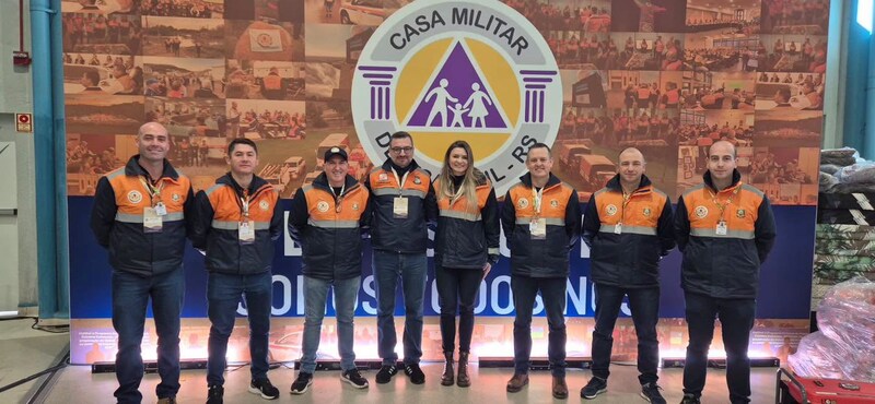 Barra do Rio Azul marca presença em congresso internacional sobre proteção e defesa civil