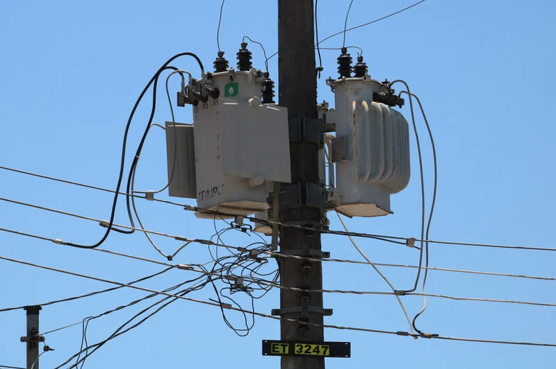 Projeto aprovado no Senado pode aumentar conta de luz dos brasileiros e ainda depende de votação em plenário