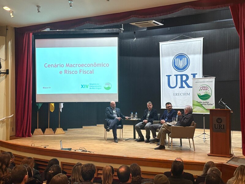 XIV Simpósio do Cooperativismo do Alto Uruguai promove debate sobre economia, inovação e futuro das cooperativas