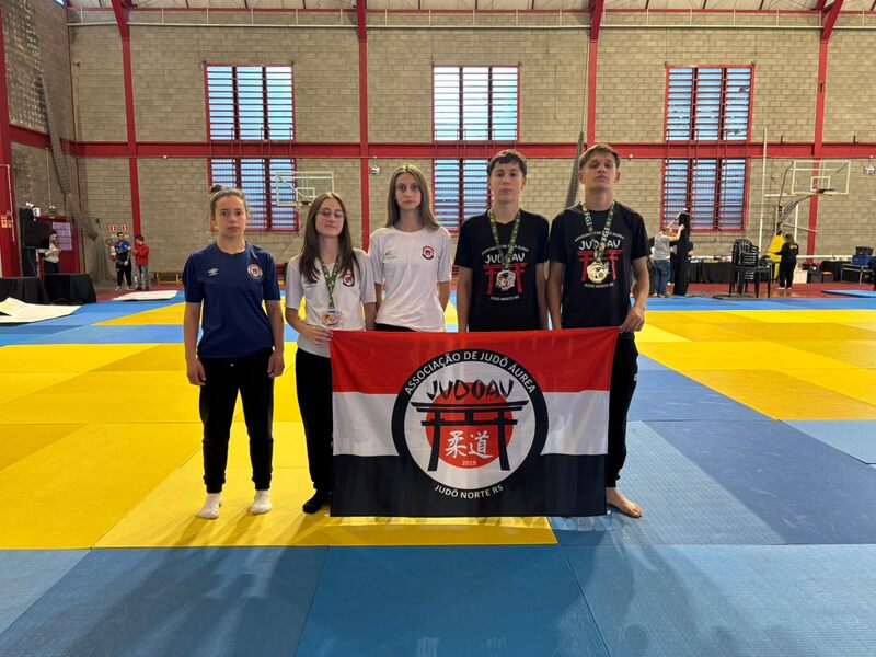 Judocas da Judoau representam a região na Supercopa Canoas e conquistam importantes resultados