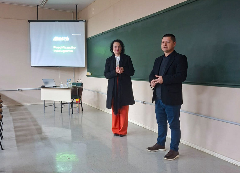 Arquitetura e Urbanismo da URI promove encontro sobre precificação de projetos